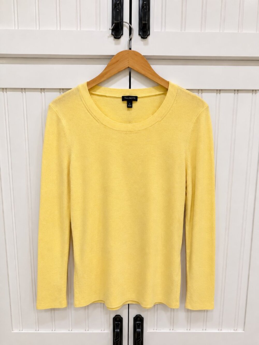 Talbots Yellow Lightweight Knit Top Size Small Button Cuff Long Sleeve